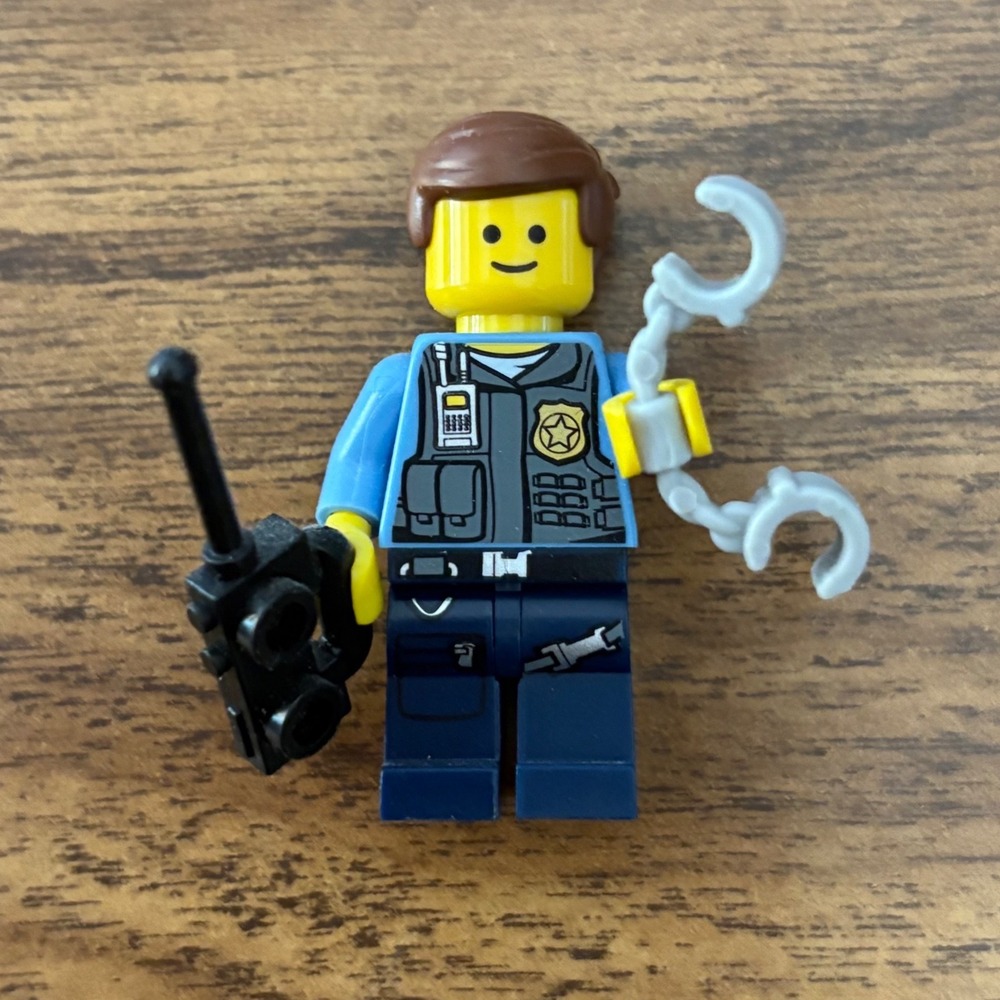 LEGO City Emmet Police Officer Minifigure with Radio and Handcuffs Tactical Vest